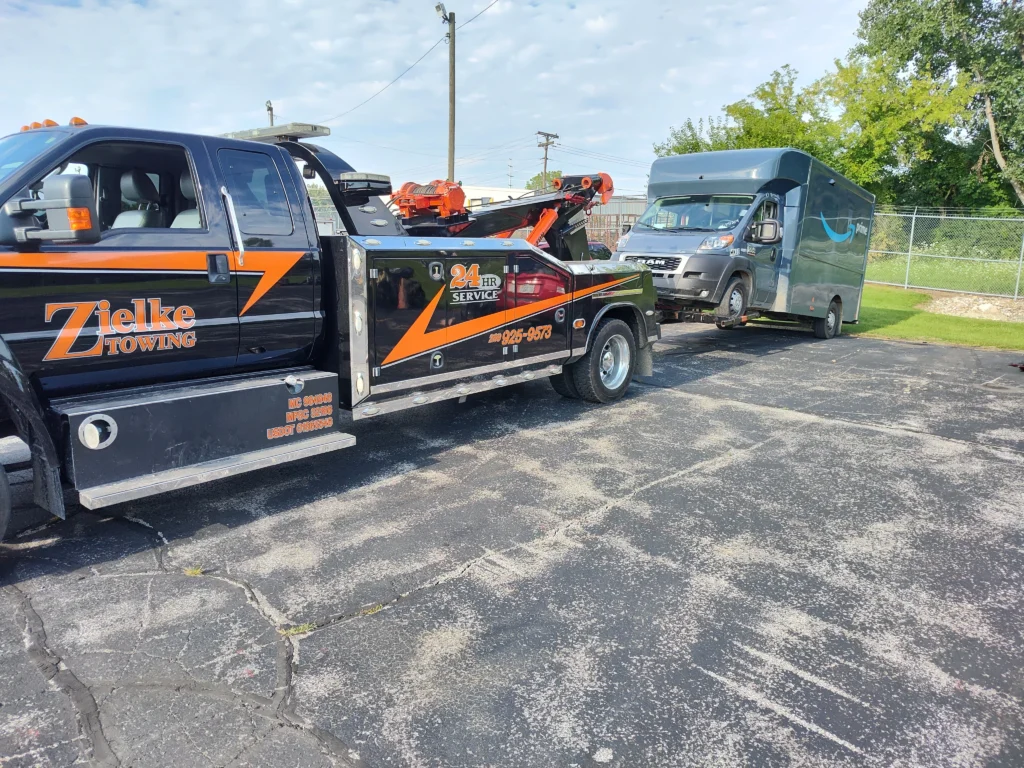 Zielke Towing & Tires logo