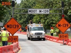 MDOT M-139 construction zone Benton Harbor MI with tow truck responding