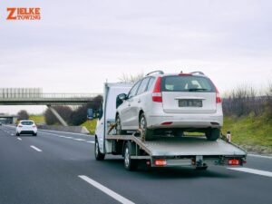 Michigan towing laws infographic for Benton Harbor Berrien County drivers